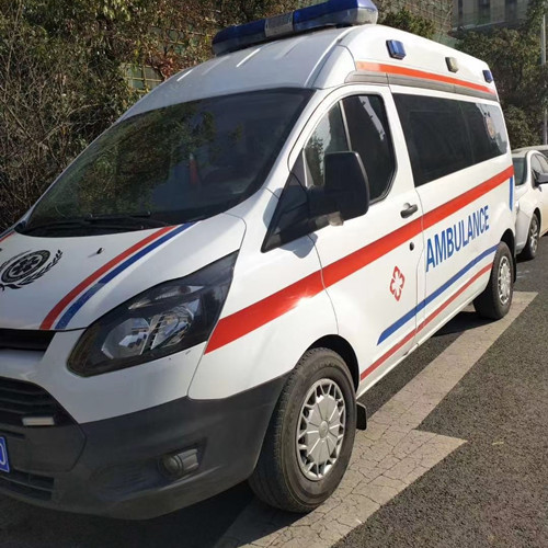 大化品质救护车出租,为您的健康出行负责